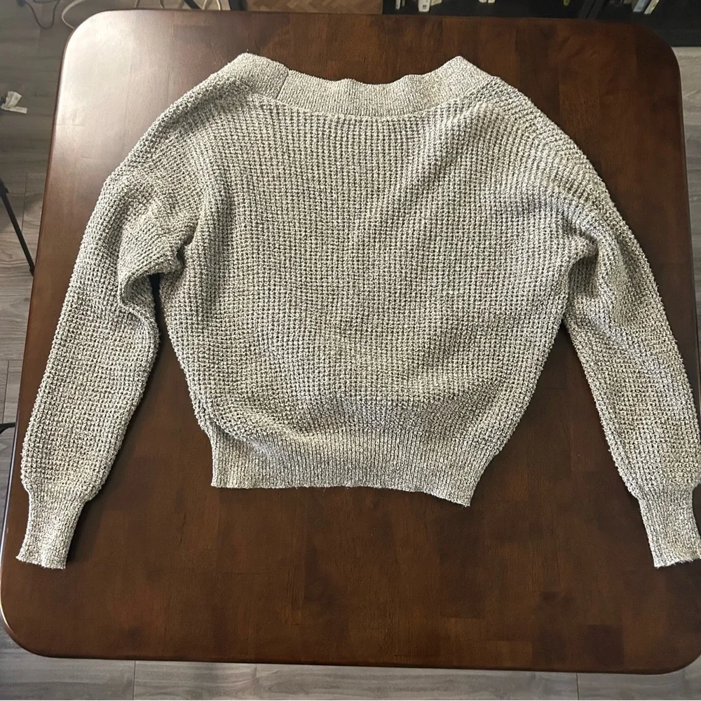 ASTR The Label Stephanie Surplice Neck Sweater Gray Size XS - Picture 3 of 14